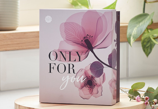 Need something for Mother’s Day? This special edition GLOSSYBOX will make the perfect gift