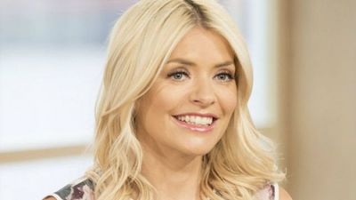 Holly Willoughby wore the most divine polka dot mini dress last night, and we need it