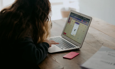 Irish teenagers are losing “vast amounts of money” through online gambling