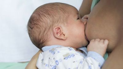 A Kildare nurse has become the go-to for online breastfeeding advice for Irish mums