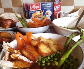 The perfect Easter Sunday roast with YR Sauce and Magic Oven Bags