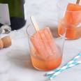 Do you love Aperol Spritz? You have to try these ice lollies