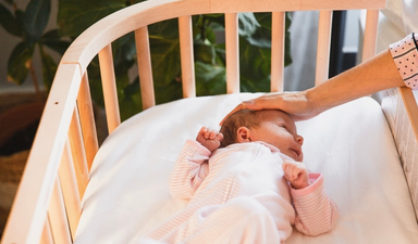 3 easy ways to ‘Christmas proof’ your baby’s sleep routine