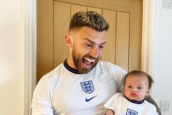 “Who’s laughing now?” – Jake Quickenden updates trolls who called his baby ugly