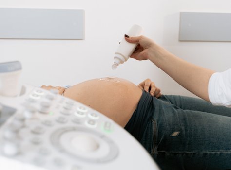 maternity units are still not allowing partners to attend emergency pregnancy cases
