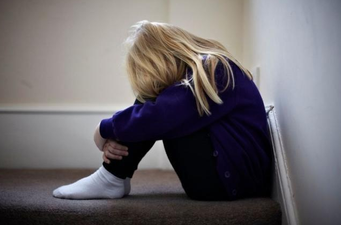 Teacher has a very strong reaction when 8-year-old gets her first period in school