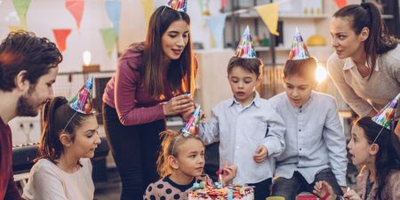 Is it wrong to bring uninvited children to a child’s birthday party?
