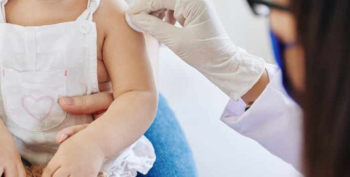 Pfizer postpones approval for vaccine for young kids