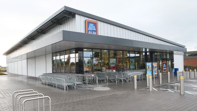 Bowel cancer signs to be displayed on packs of toilet roll in Aldi