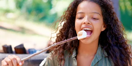 Parents urged not to give their children marshmallows due to choking risk