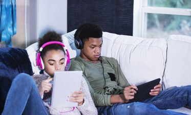 How to balance screen time and play time (without causing war)