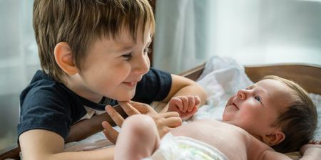 How to help your toddler adapt when a new baby comes home