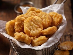 Dietician reassurances parents of kids who are in a ‘chicken nugget phase’
