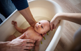 How to safely bathe your newborn baby