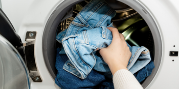 How long can you leave laundry sitting in the washing machine?