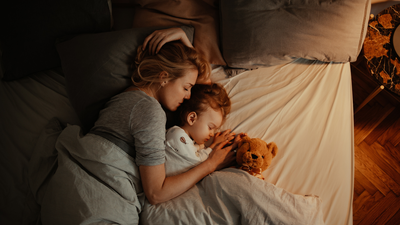 Expert reveals the exact age children should stop sharing a bed with their parents