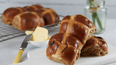 Paramedic issues warning over hot cross buns ahead of Easter