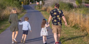 10 off-the-beaten track adventures waiting for your family in Ireland’s Hidden Heartlands